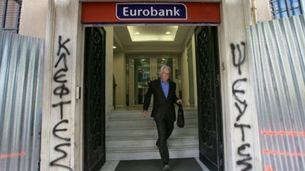 • Le plan d’aide à la Grèce
 
• Eurobank creuse ses pertes au premier trimestre
  (REUTERS/John Kolesidis)