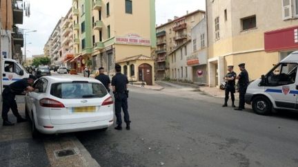 Ajaccio avant le transfert sur les lieux du crime de la cour d'assises spéciale qui rejuge Yvan Colonna (8 juin) (AFP - Stephan Agostini)