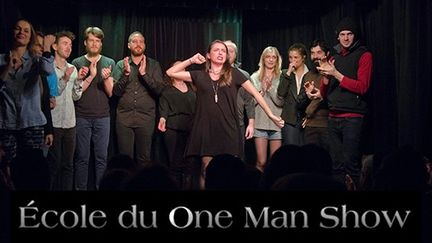 Des élèves de l'Ecole du One Man Show, à Paris
 (Ecole du One Man Show, Paris)