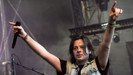 Benjamin Biolay, le 14 juillet 2013 &agrave; La Rochelle (Charente-Maritime). (XAVIER LEOTY / AFP)