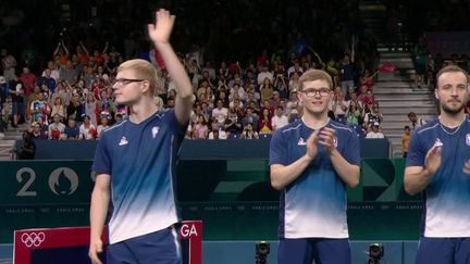 L'équipe de France de tennis de table, emmenée par les frères Lebrun, Alexis et Félix, et Simon Gauzy, a enflammé le public, jeudi 8 août, lors de la demi-finale. Battus par la Chine, ils espèrent décrocher le bronze.