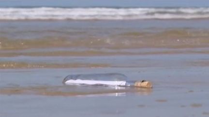 Manche : une bouteille à la mer retrouvée