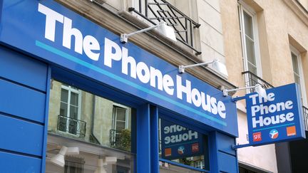 Une boutique The Phone House, le 29 mars 2010, &agrave; Paris. (ERIC PIERMONT / AFP)