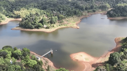 Mayotte : mesures drastiques de restriction d’eau (FRANCE 2)