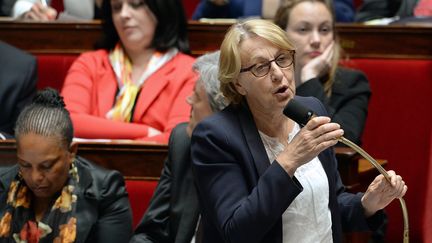 La ministre de la Fonction publique, Marylise Lebranchu, dans l'h&eacute;micycle de l'Assembl&eacute;e nationale &agrave; Paris, le 14 mai 2014. (PIERRE ANDRIEU / AFP)