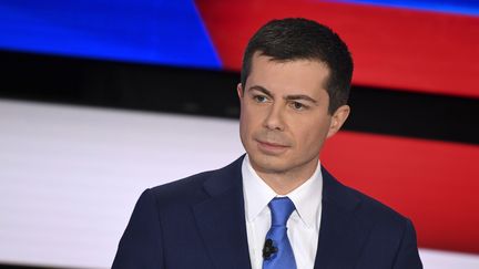 Pete Buttigieg lors du 7e débat pour les primaires démocrates, à Des Moines (Iowa), le 14 janvier 2020. (ROBYN BECK / AFP)