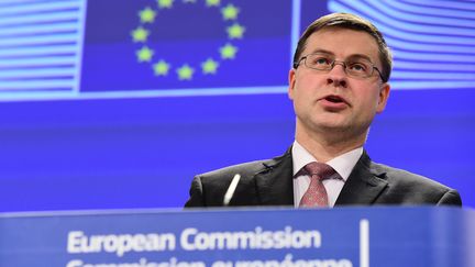 Le vice-pr&eacute;sident de la Commission europ&eacute;enne, Valdis Dombrovskis, le 18 f&eacute;vrier 2015, &agrave; Bruxelles (Belgique). (EMMANUEL DUNAND / AFP)