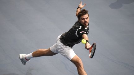 Stan Wawrinka n'aura joué que deux matches sur le court de Paris-Bercy.  (FRANCK FIFE / AFP)