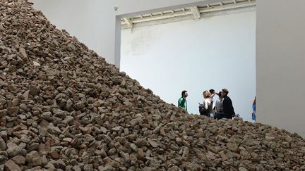 Une installation de Lara Almarcegui au pavillon espagnol de la 55e Biennale de Venise (29 mai 2013)
 (Gabriel Bouys / AFP)