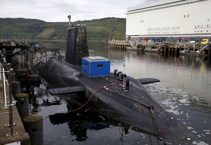 Un sous-marin nucléaire du programme Trident dans la base écossaise de Faslane, le 31 août 2015. (? RUSSELL CHEYNE / REUTERS / X02429)