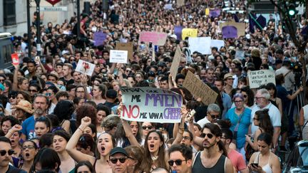 Eurozapping : les abus sexuels pourraient être requalifiés en viols dans l’affaire de "la meute"