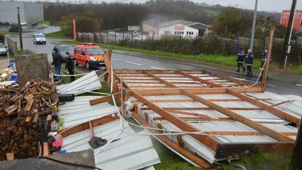 Saint-Martin-des-Champs (29), un toit s'est envol&eacute; le 23 d&eacute;cembre. (  MAXPPP)