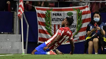 Thomas Lemar a ouvert le score face au FC Barcelone samedi 2 octobre.&nbsp; (JAVIER SORIANO / AFP)