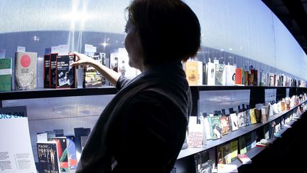 Lors de la Foire du livre de Francfort 2016.
 (Michael Probst/AP/SIPA)