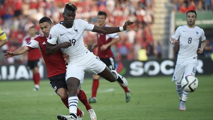 L'international fran&ccedil;ais Paul Pogba lors du match amical entre la France et l'Albanie, le 13 juin 2015. (LOIC VENANCE / AFP)