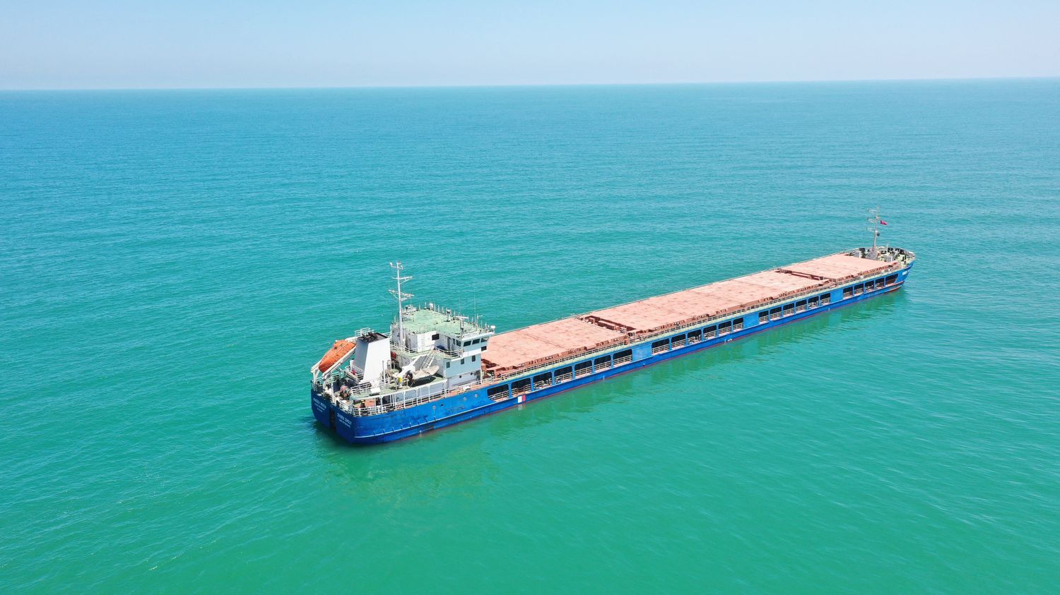 Die Türkei beschlagnahmt ein russisches Schiff, das verdächtigt wird, gestohlenes ukrainisches Getreide transportiert zu haben