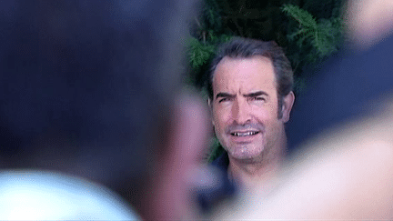 L'arrivée de Jean Dujardin au festival d'Angoulême
 (France 3 / Culturebox)