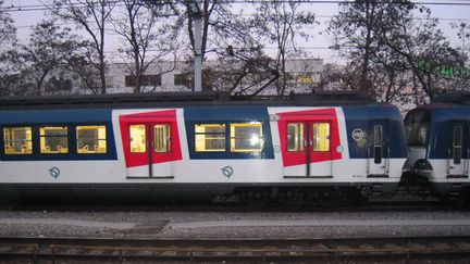 &nbsp; (Les rames du RER A ont recommencé à circuler ce vendredi © RF)