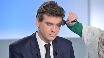 Le ministre du Redressement productif, Arnaud Montebourg, avant une &eacute;mission sur France 5, le 14 avril 2013. (IBO / SIPA)