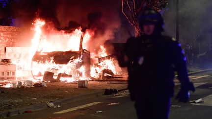 Nantes : marche blanche après la mort d'un jeune tué par des policiers