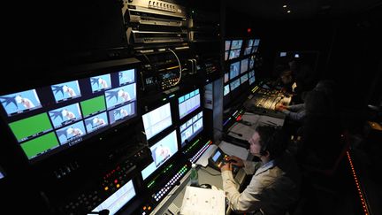 Le car régie de France télévisions à Roland-Garros