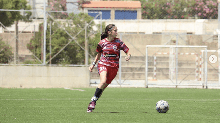 La footballeuse libanaise Celine Haidar sous les couleurs de son club en mai 2023. ((Capture d'écran Instagram @celinehaidarr))