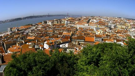 Vue générale de Lisbonne (Portugal), mai 2003 (POL DERWENN / MAXPPP)