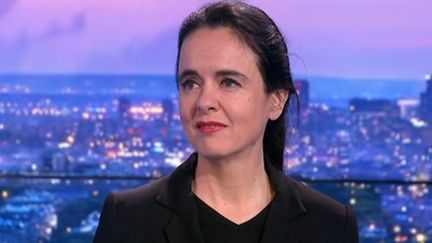 Amélie Nothomb, invitée du Soir 3 le 4 septembre 2014 pour parler de "Pétronille", son dernier roman
 (France 3 / Culturebox)