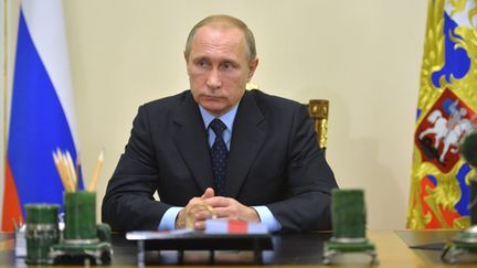 &nbsp; (Le président russe Vladimir Poutine a ordonné vendredi la suspension des vols des compagnies aériennes russes vers l'Egypte, sur recommandation des services secrets, après le crash de l'Airbus de la compagnie Metrojet dans le Sinaï samedi dernier © Maxppp)