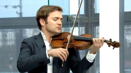 Renaud Capuçon sur le plateau de France2
 (France2/culturebox)