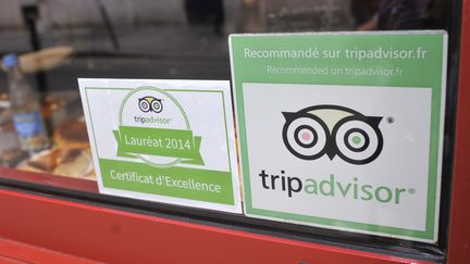 Faux avis sur Tripadvisor: la plateforme fait le ménage