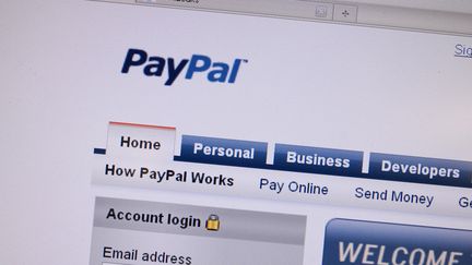 Faux re&ccedil;us de sites s&eacute;curis&eacute;s, fausses ventes, de plus en plus d'arnques sont&nbsp;d&eacute;jou&eacute;es sur les sites marchands.&nbsp; (KAREN BLEIER / AFP)