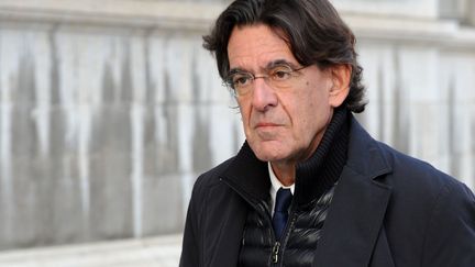 L’ancien ministre de Jacques Chirac avait, dans une interview, lundi 7&nbsp;janvier demandé aux policiers de faire usage de leurs armes pour se défendre. (JEAN-PIERRE CLATOT / AFP)