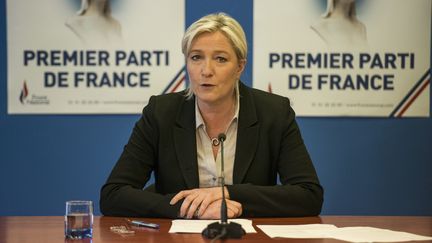 La pr&eacute;sidente du FN,&nbsp;Marine Le Pen, en conf&eacute;rence de presse au si&egrave;ge du parti, &agrave; Nanterre (Hauts-de-Seine), le&nbsp;28 mai 2014. (FRED DUFOUR / AFP)