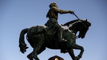 La statue de Jeanne d'Arc à Orélans le 8 février 2018. (CHRISTOPHE ARCHAMBAULT / AFP)