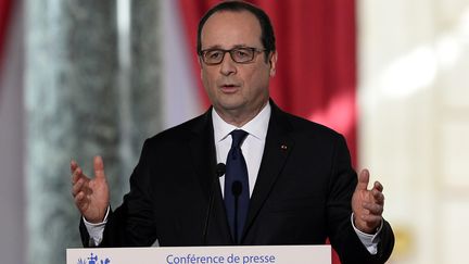 Fran&ccedil;ois Hollande, jeudi 5 f&eacute;vrier 2015 lors de sa conf&eacute;rence de presse, organsi&eacute;e au palais de l'Elys&eacute;e. (ALAIN JOCARD / AFP)