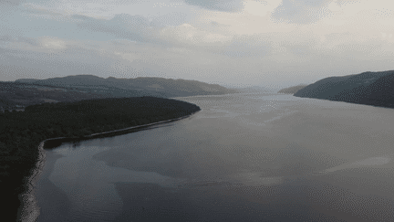 A la découverte du lac du Loch Ness en Ecosse, un lieu plein de mystères et de légendes.