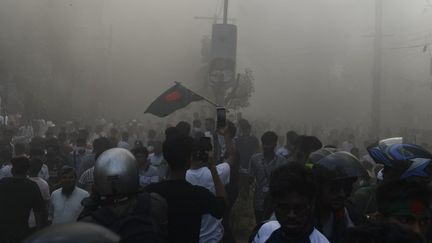 Manifestations au Bangladesh : la Première ministre a démissionné, selon le chef de l'armée, qui annonce qu'il va 
