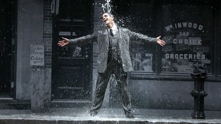   Dan Burton dans "Singin' in the rain" au Châtelet
 (Patrick Berger)