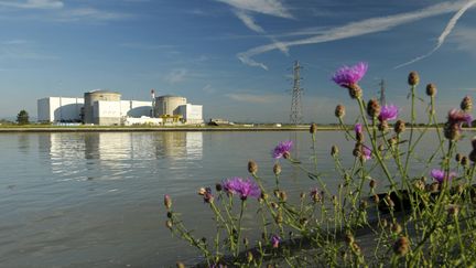 Nucléaire : la fermeture de réacteurs décalée de dix ans