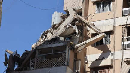A building is damaged after an Israeli strike south of Beirut, Lebanon, on July 31, 2024. (ANWAR AMRO / AFP)