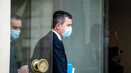 Le ministre de l'Intérieur, Gérald Darmanin, le 12 janvier 2022 à Paris. (XOSE BOUZAS / HANS LUCAS / AFP)