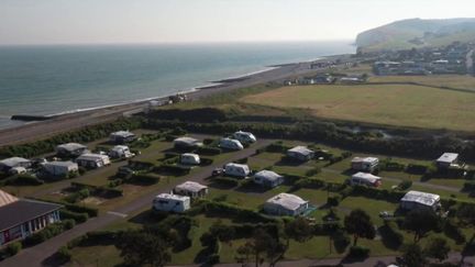 Réchauffement climatique :&nbsp;un camping forcé de déménager à cause des inondations (FRANCE 2)