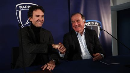 Football : la famille Arnault devient officiellement actionnaire majoritaire du Paris FC, Red Bull entre également au capital