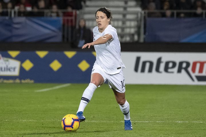 Maeva Clemaron, joueuse de l'équipe de France de football, lors d'un match amical contre l'Uruguay, le 4 mars 2019, à Tours (Indre-et-Loire). (MAXPPP)