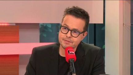 L'émission "Questions politiques" avec Eric Coquerel