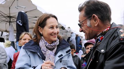 S&eacute;gol&egrave;ne&nbsp;Royal, qui vise la pr&eacute;sidence de l'Assembl&eacute;e nationale, en campagne pour les l&eacute;gislatives &agrave; La Rochelle (Charente-Maritime), le 20 mai 2012. (XAVIER LEOTY / AFP)