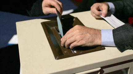 Les d&eacute;put&eacute;s se sont prononc&eacute;s, jeudi 28 novembre &agrave; l'unanimit&eacute;, pour la reconnaissance des votes blancs. (MAXPPP)