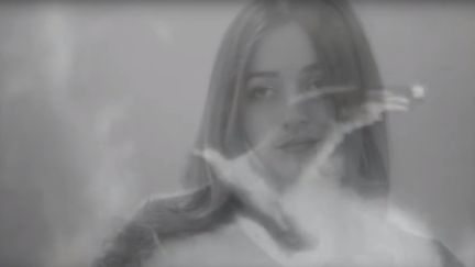 Extrait du clip "Pour Tenir" du groupe After Marianne
 (After Marianne )