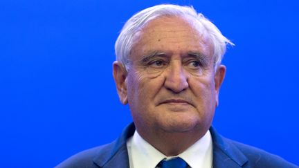 Jean-Pierre Raffarin, s&eacute;nateur UMP de la Vienne, &agrave; Paris, le 8 juillet 2014. (KENZO TRIBOUILLARD / AFP)